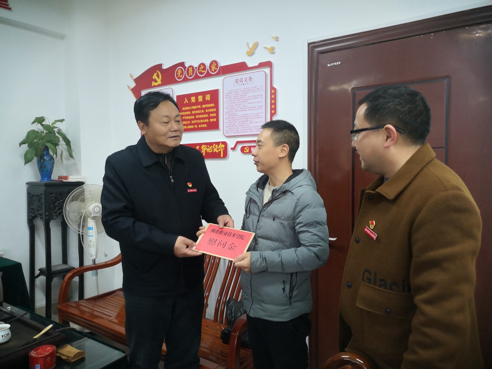 9f73138f6ae9ccae918eccc8df13758.jpg