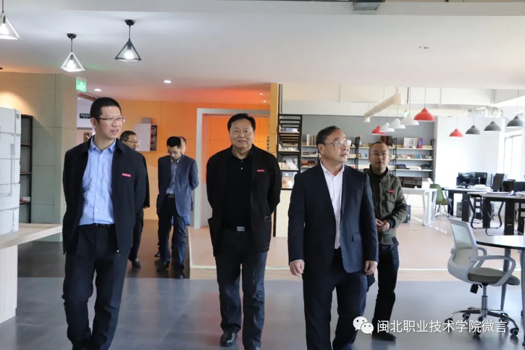 微信图片_20220310214459.jpg 微信图片_20220310214459.jpg