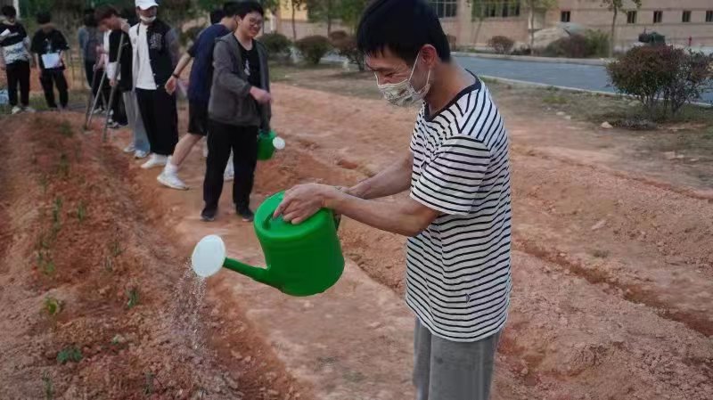 5.jpg 5.jpg