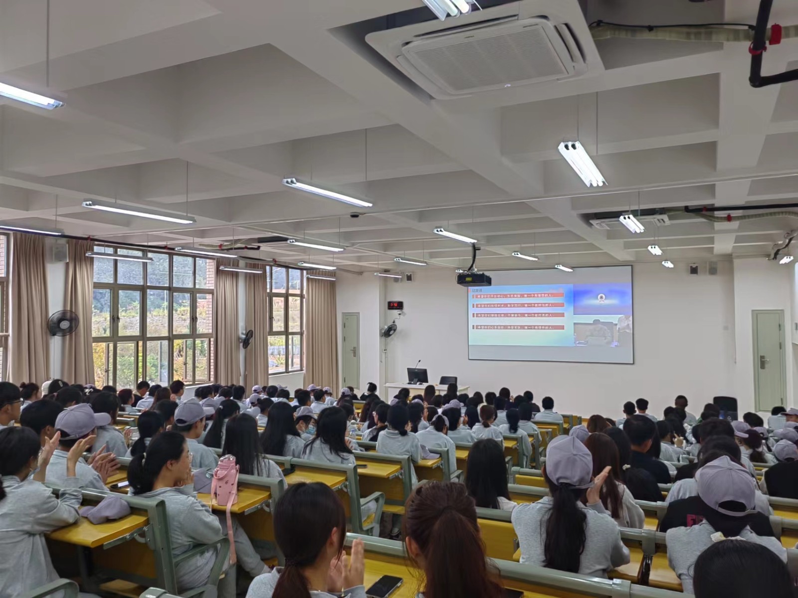 微信图片_20221022210016.jpg