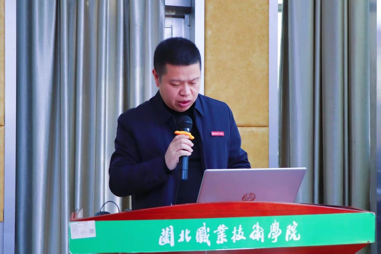 微信图片_2025-12-20_022055_990.jpg