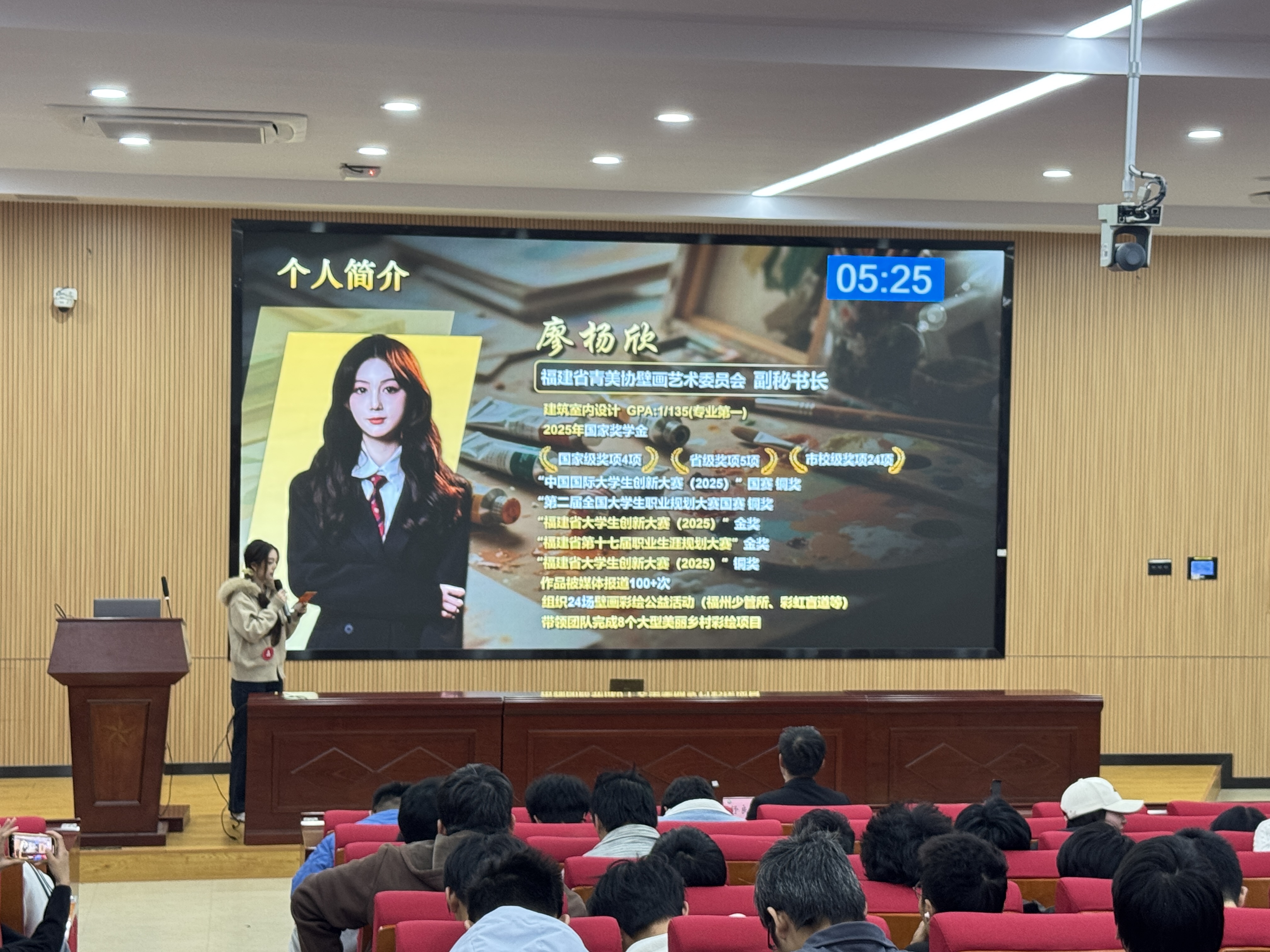 d67b957241c369f616660f9c3abb82b2.jpg