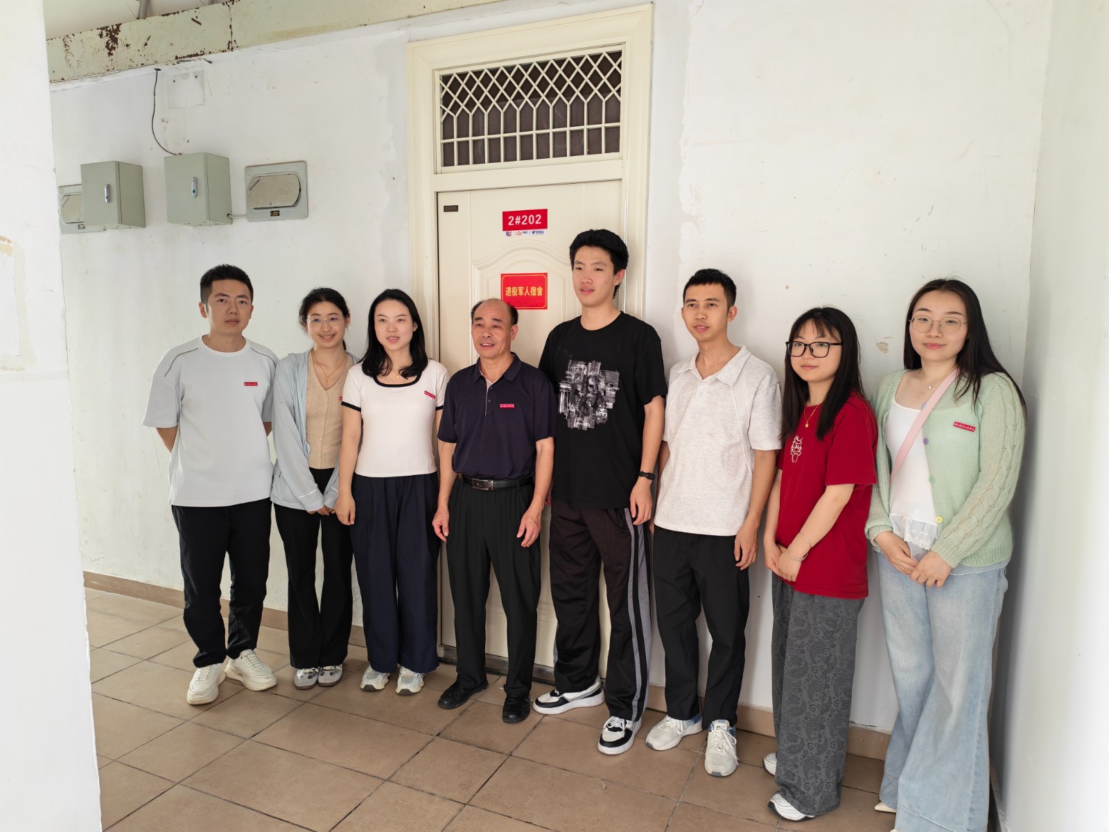 5fee1a853ed4a156145dab243c2c0c6.jpg 5fee1a853ed4a156145dab243c2c0c6.jpg